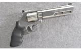 Smith & Wesson ~ 686-6 Competitor ~ .357 Mag - 1 of 3