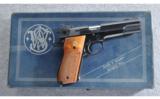 Smith & Wesson ~ Model 52-2 ~ .38 Spl - 5 of 5