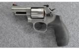 Smith & Wesson ~ 66-8 Combat Magnum ~ .357 Mag - 2 of 3