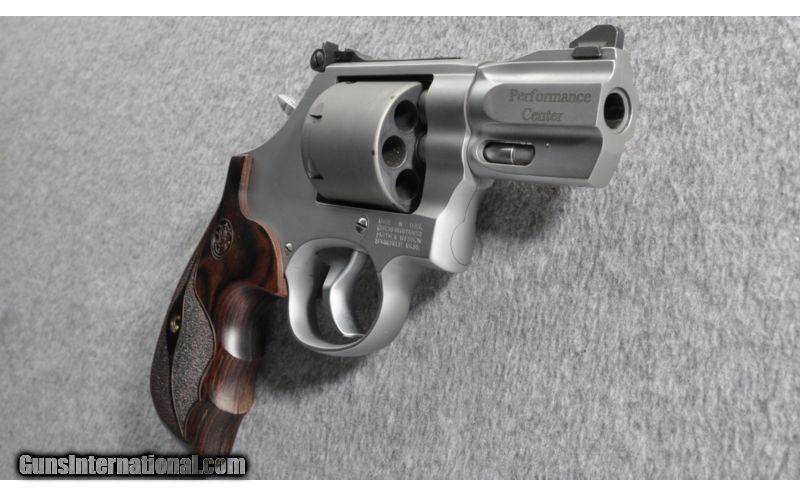 Smith & Wesson ~ Performance Center 986 ~ 9MM