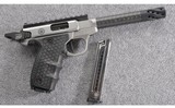 Smith & Wesson ~ Victory SW22 Performance Center ~ .22 LR - 1 of 4