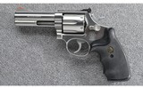 Smith & Wesson ~ Model 686 ~ .357 Mag / .38 Spl - 2 of 3