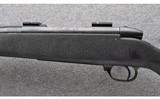 Weatherby ~ Mark V Fibermark ~ .300 WBY MAG - 8 of 10