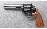 Smith & Wesson ~ Model 586-1 ~ .357 Mag/.38 Spl - 2 of 3