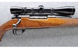 Weatherby ~ Mark V deluxe ~ .300 WBY MAG - 3 of 10