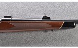 Winchester ~ Model 70 Deluxe ~ .30-06 Sprg - 5 of 10