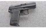 Heckler & Koch ~ USP Compact ~ .40 S&W - 1 of 3