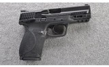 Smith & Wesson ~ M&P9 M2.0 ~ 9 mm - 1 of 3