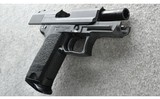 Heckler & Koch ~ USP Compact ~ .45 Auto - 3 of 3