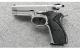 Smith & Wesson ~ Model 5906 ~ 9 mm - 2 of 4