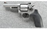 Smith & Wesson ~ Model 69 Combat Magnum ~ .44 Rem Mag - 2 of 3