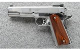 Smith & Wesson ~ SW1911 ~ .45 ACP - 2 of 5
