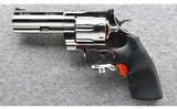 Colt ~ Anaconda 4.25" ~ .44 Mag - 2 of 3