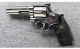Smith & Wesson ~ 686 ~ .357 Mag - 2 of 3