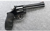 Smith & Wesson ~ 586 ~ .357 Mag - 1 of 3