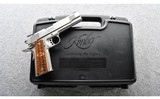 Kimber ~ Stainless Raptor II ~ 10mm