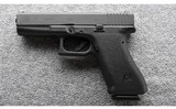 Glock ~ 17 Gen 1 ~ 9mm - 3 of 3