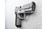 SIG Sauer ~ SP2022 ~ 9mm x 19 - 2 of 3
