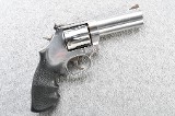 Smith & Wesson ~ 686-6 ~ .357 Magnum