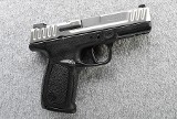 Smith & Wesson ~ SD40 2.0 ~ .40 S&W - 1 of 3