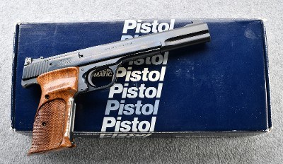 Smith & Wesson ~ Model 41 ~ .22 Long rifle