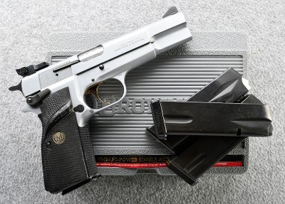 Browning ~ HI-Power ~ 9mm Luger