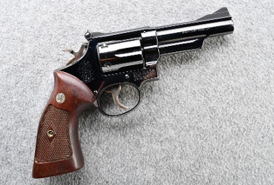 Smith & Wesson ~ 19-2 ~ .357 Magnum