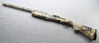 Benelli ~ Super Black Eagle II ~ 12 Gauge