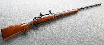 Winchester ~ Model 70 ~ .30-06 Sprg