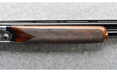 Beretta ~ S682 ~ 12 Gauge - Image 4 of 10