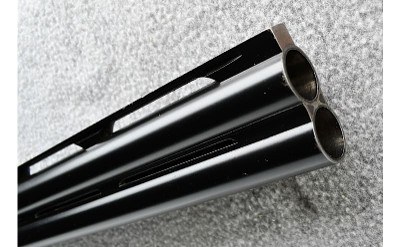 Beretta ~ S682 ~ 12 Gauge - Image 5 of 9