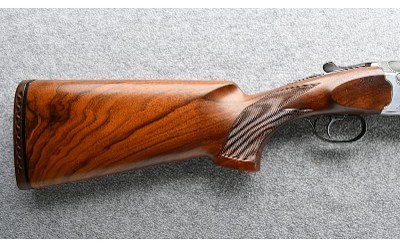 Beretta ~ S682 ~ 12 Gauge - Image 2 of 9