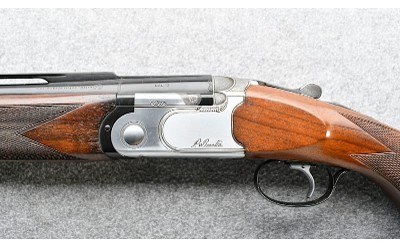 Beretta ~ S682 ~ 12 Gauge - Image 7 of 9