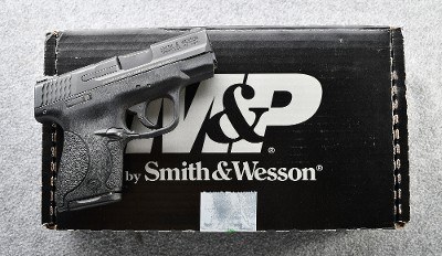 Smith & Wesson ~ M&P Shield ~ 9mm - Image 1 of 2