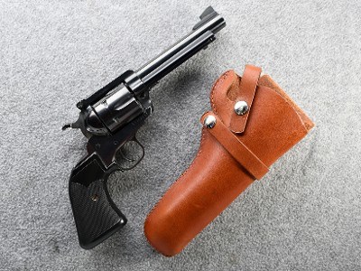 Ruger ~ New Model Super Blackhawk ~ .44 Magnum - Image 1 of 2