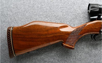 Weatherby ~ Mark V ~ .300 WBY - Image 2 of 10