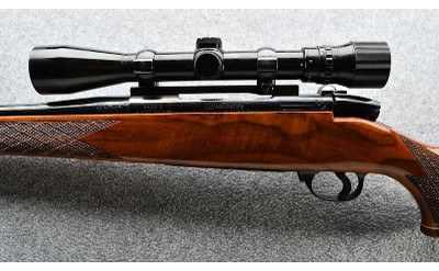 Weatherby ~ Mark V ~ .300 WBY - Image 8 of 10
