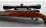 Weatherby ~ Mark V ~ .300 WBY - Image 8 of 10