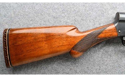 Browning ~ Light Twelve ~ 12 gauge - Image 2 of 10