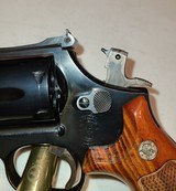 Smith and Wesson Model 586 no dash original from 1983 - 4 of 15