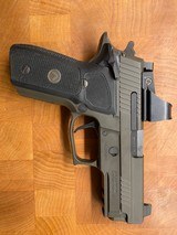 Sig Sauer P229 Legion SAO (E29R-9-LEGION-SAO-R2) - 11 of 15