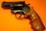 DAN WESSON MONSUN MODEL 15-2 357 MAGNUM~NEW 2.5 INCH HEAVY BARREL & NEW HOGUE HARDWOOD GRIP~VERY GOOD CONDITION~PRIVATE SALE NO TAX! - 3 of 9