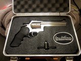 DAN WESSON 744-6VH FIRST ISSUE~RARE NORWICH STAINLESS STEEL 44 MAGNUM 6 INCH HEAVY VENT BARREL W/TOOL IN CUSTOM DOSKOCIL CASE~PRIVATE NO TAX SALE - 1 of 14