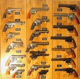 DAN WESSON MODEL 15-2VH 357 MAGNUM PISTOL PAC~BEAUTIFUL CONDITION~VENT HEAVY BARRELS~CASE IS EXCELLENT~PRIVATE NO TAX SALE! - 14 of 15