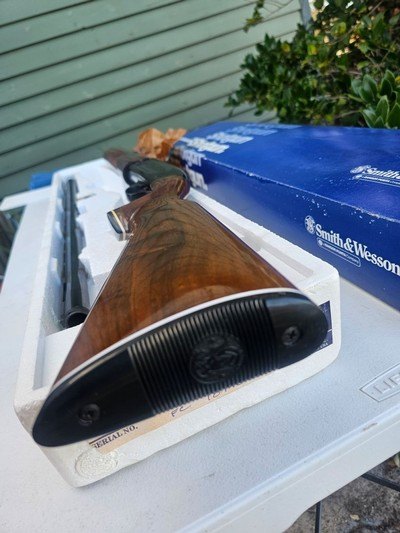 Smith & Wesson Model 1000 Auto 12 gauge 28