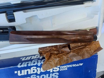 Smith & Wesson Model 1000 Auto 12 gauge 28