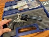 Colt Single Action Army 4.75
Peacemaker - 4 of 7