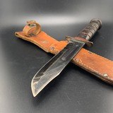 Early WW2 KA-BAR USMC Red Spacer High Condition Original Blued Blade - 2 of 15