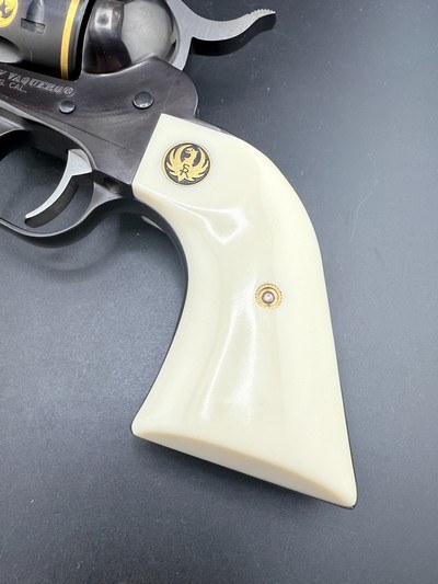 Rare Factory Engraved Gold Inlay Ruger New Vaquero 38/357 - Image 7 of 14
