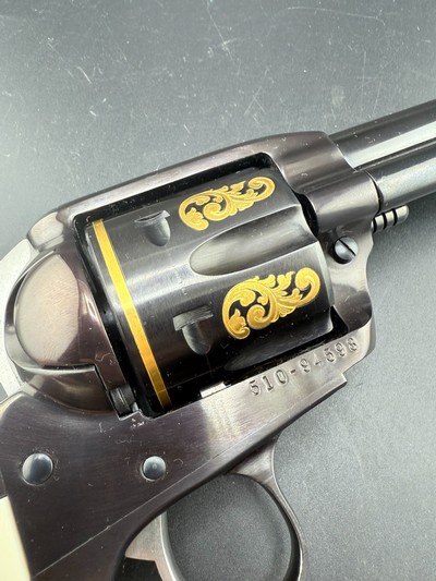 Rare Factory Engraved Gold Inlay Ruger New Vaquero 38/357 - Image 5 of 14